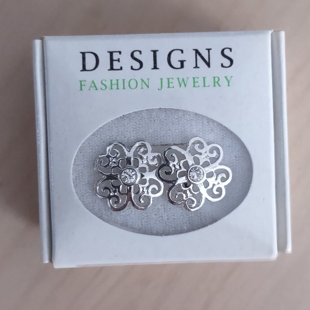 Clover Lace Rhinestone Earrings